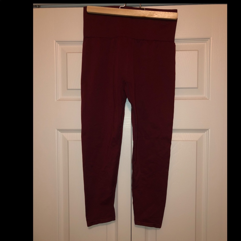 Fabletics seamless high waisted capri legging